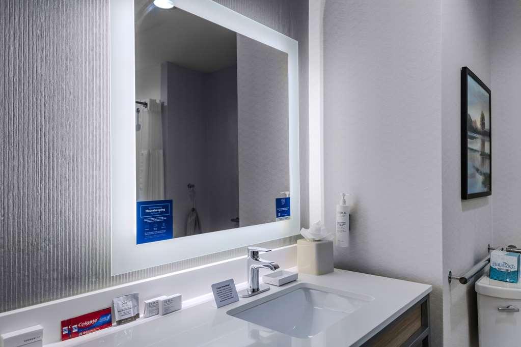 Hilton Garden Inn Detroit Utica, Mi Clinton Township Szoba fotó
